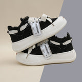 Toleet Cut Casual Canvas Shoes