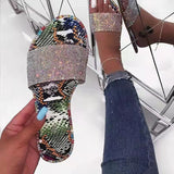 Vstacam  2022 Female Flip Flops Beach Diamond Flat Sandals Glitter Slippers Fashion Bling Crystal Rhinestone Outdoor Shoes for Women Vstacam