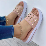 2022 Large Size Rivets Women's Slippers Platform Sandals Summer Women's Shoes Flat Slippers Women's Casual Beach Women's Shoes Vstacam